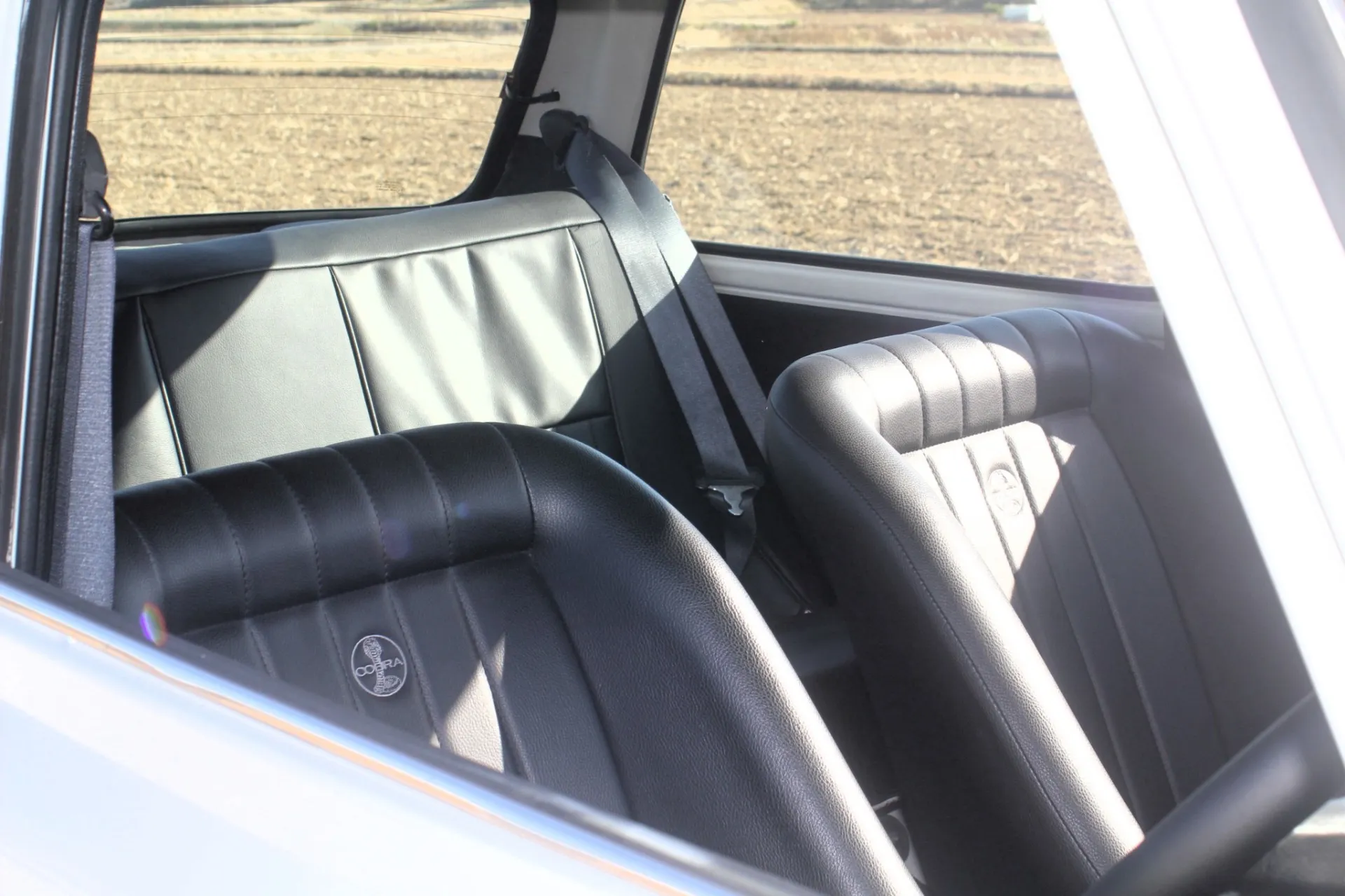 平成7年式　ローバーミニ1.3　インジェクション　4MT　全塗装済み！　新品美品多数！