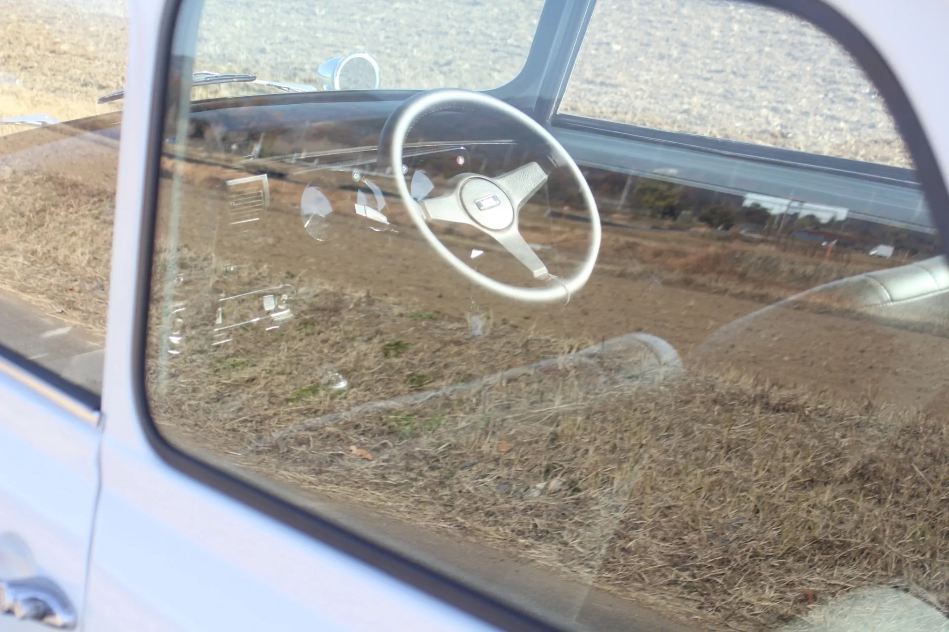 平成7年式　ローバーミニ1.3　インジェクション　4MT　全塗装済み！　新品美品多数！