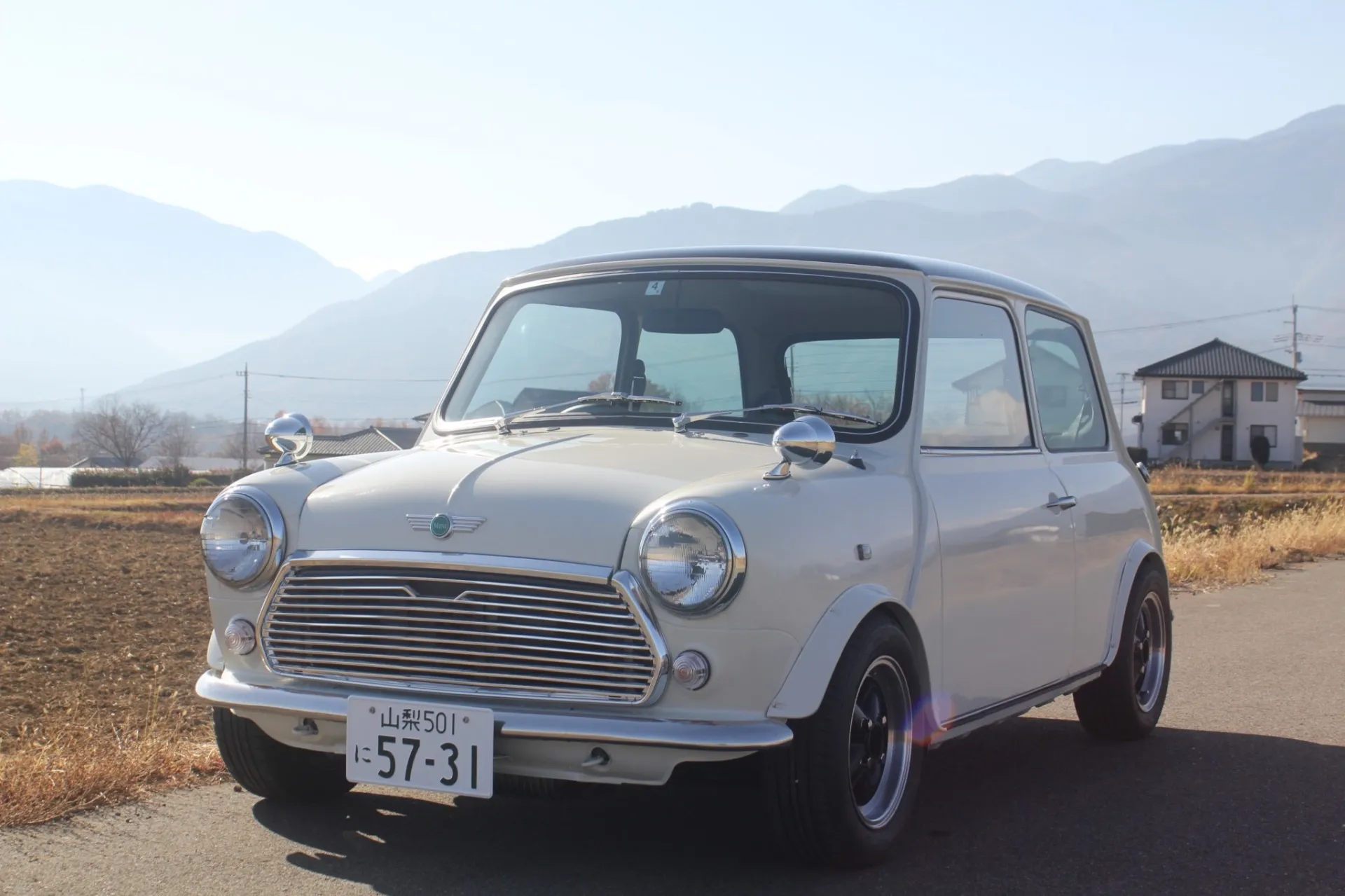 平成7年式　ローバーミニ1.3　インジェクション　4MT　全塗装済み！　新品美品多数！